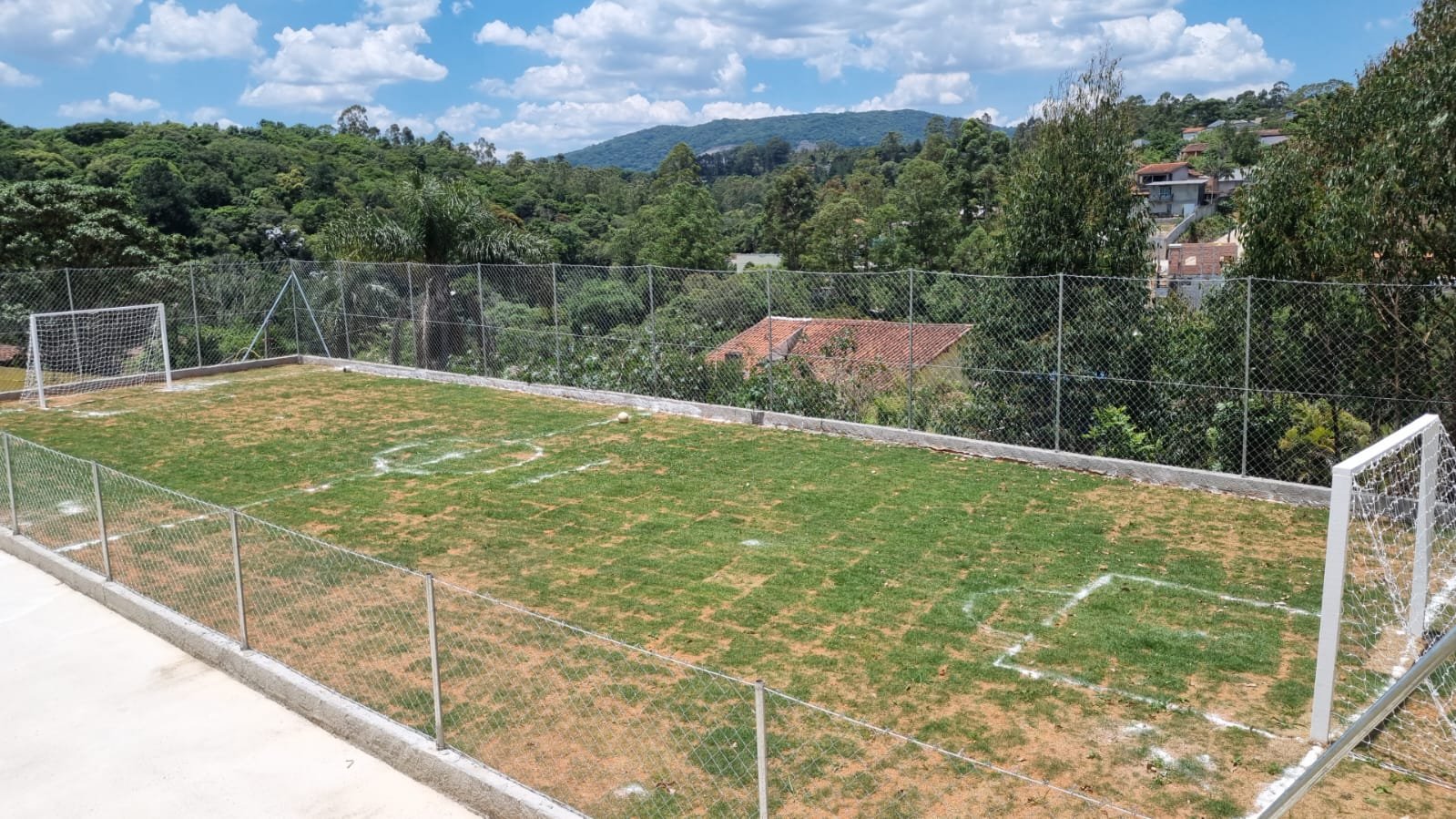 Campo de Futebol - Foto 30